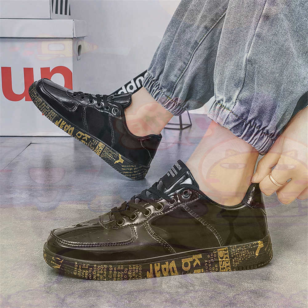 Round Foot Size 45 Sneakers Wh - Best Streetwear Brand Uk 评论和价格